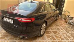 Ford Taurus